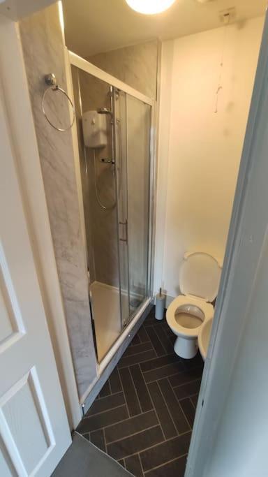1 Bedroom Studio In A Supurb Area Of Cardiff Exterior foto