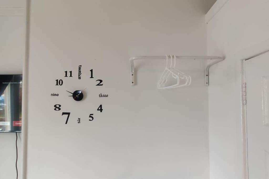 1 Bedroom Studio In A Supurb Area Of Cardiff Exterior foto